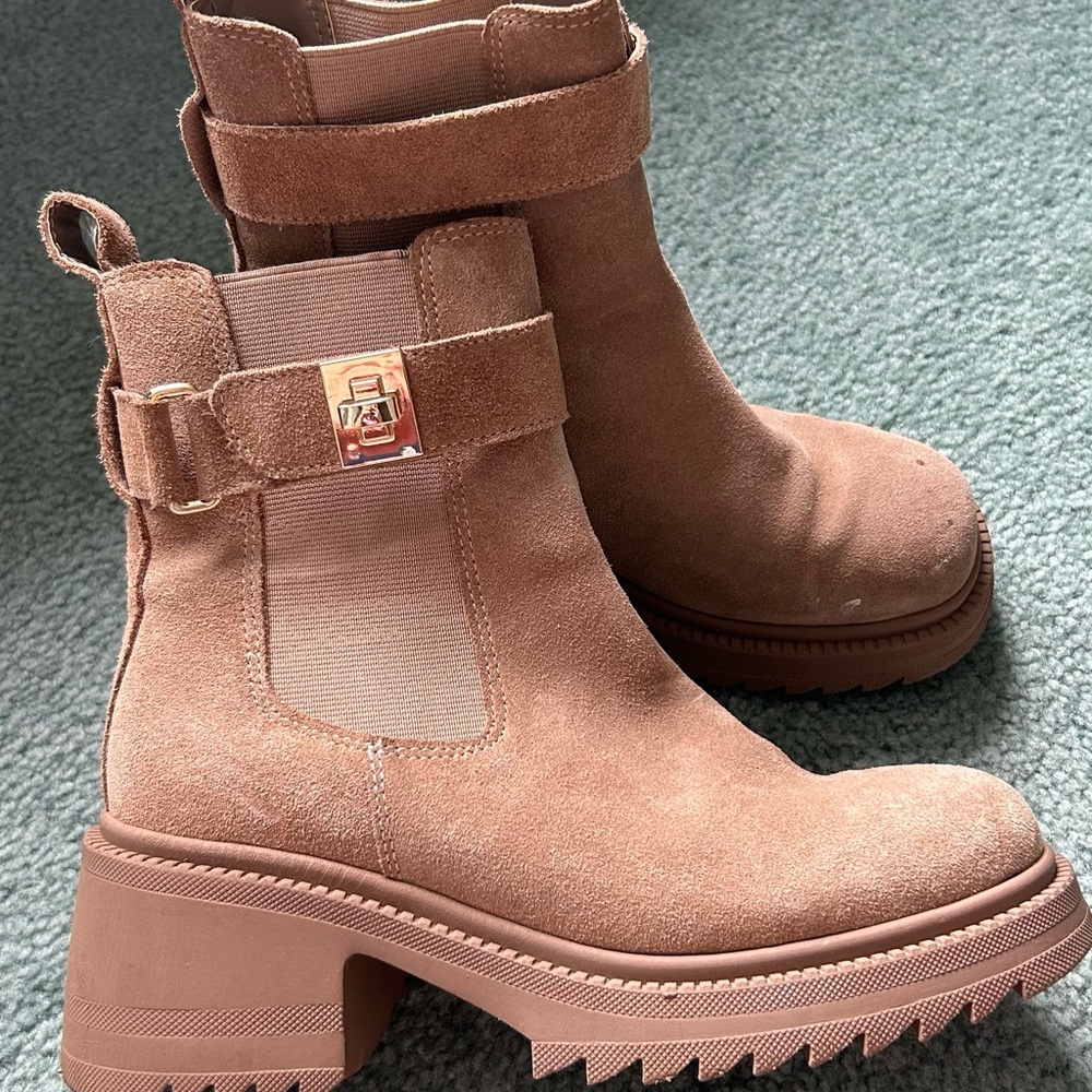 Steve Madden Brown Suede Heeled Boots